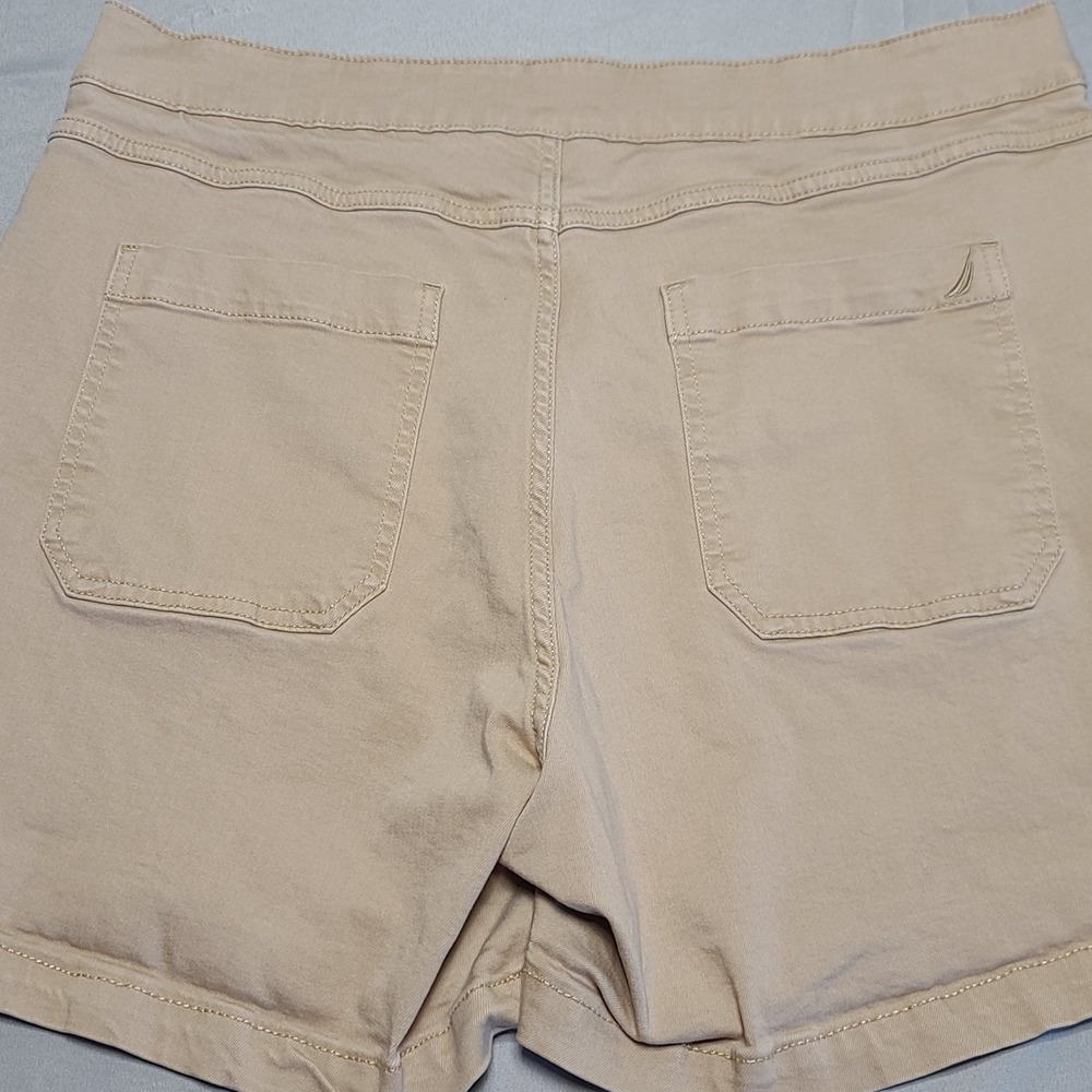 Nautica Jeans Co Shorts Womens L Tan Khaki Pull On Stretch Twill Casual Summer